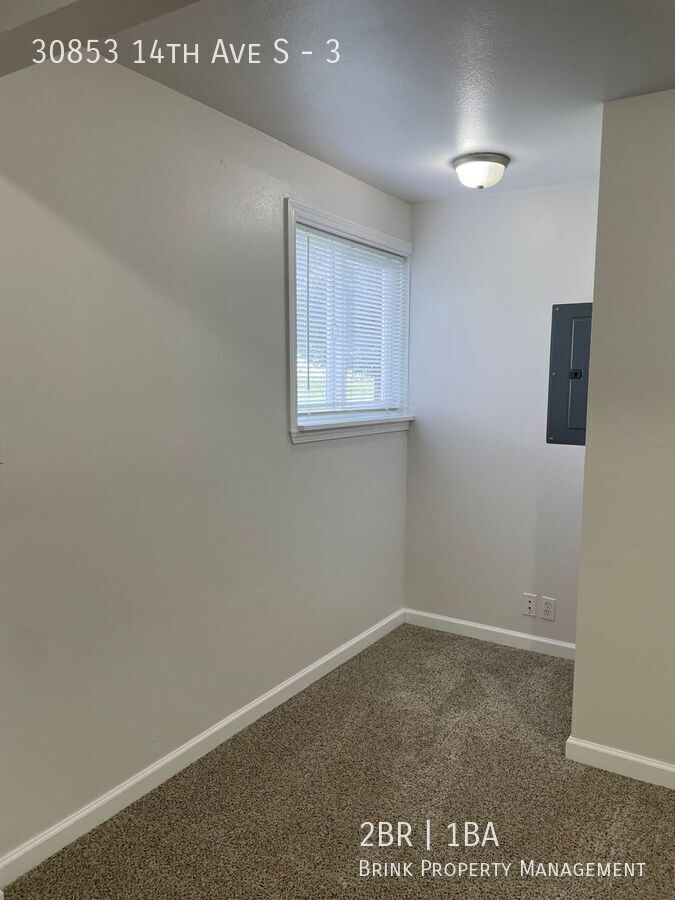 SIX WEEKS FREE MOVE IN SPECIAL in this 2x1 Federal Way! Stainless Steel Appliances!!! property image