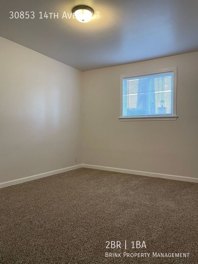 SIX WEEKS FREE MOVE IN SPECIAL in this 2x1 Federal Way! Stainless Steel Appliances!!! property image