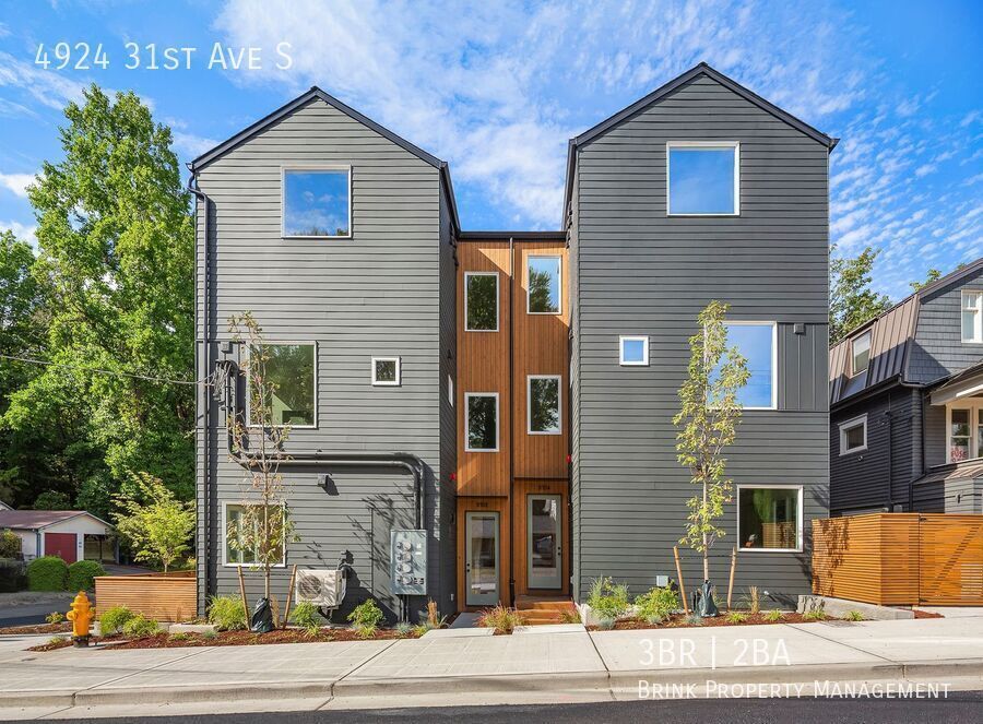 ASK ABOUT FREE RENT! BRAND NEW! 3bd, 2ba Townhome Built with Quality Materials and Thoughtful Design property image