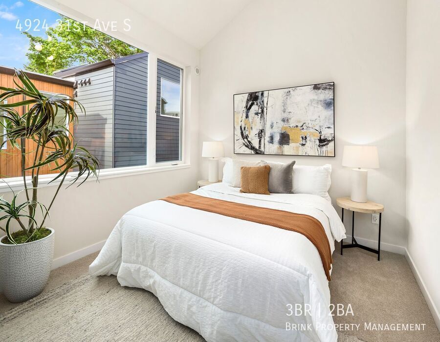 ASK ABOUT FREE RENT! BRAND NEW! 3bd, 2ba Townhome Built with Quality Materials and Thoughtful Design property image