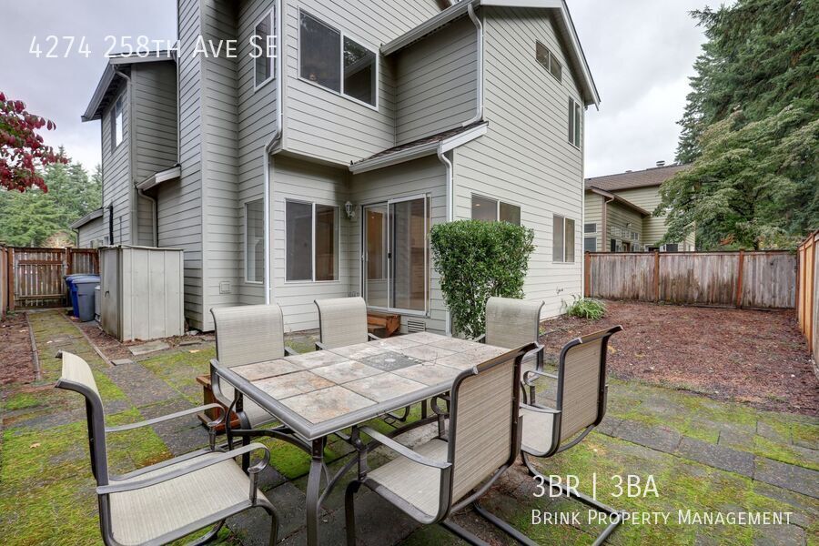 Beautiful 3bd, 2.5ba Home in Klahanie Available! property image