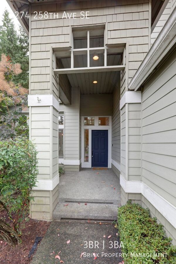 Beautiful 3bd, 2.5ba Home in Klahanie Available! property image