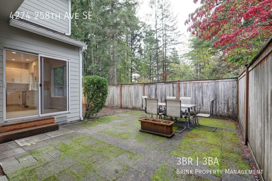 Beautiful 3bd, 2.5ba Home in Klahanie Available! property image