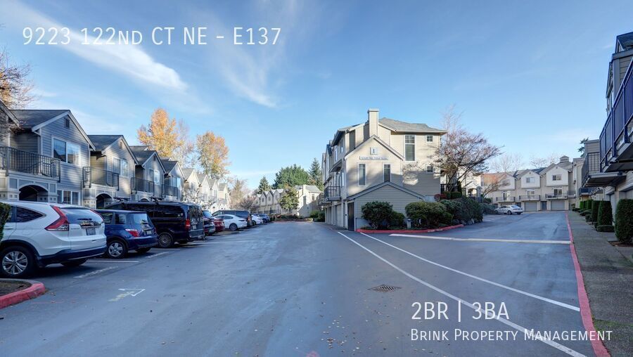 Luxury 2BR 2.5BA Townhouse Style Condo @ Lochshire on Forbes Creek property image