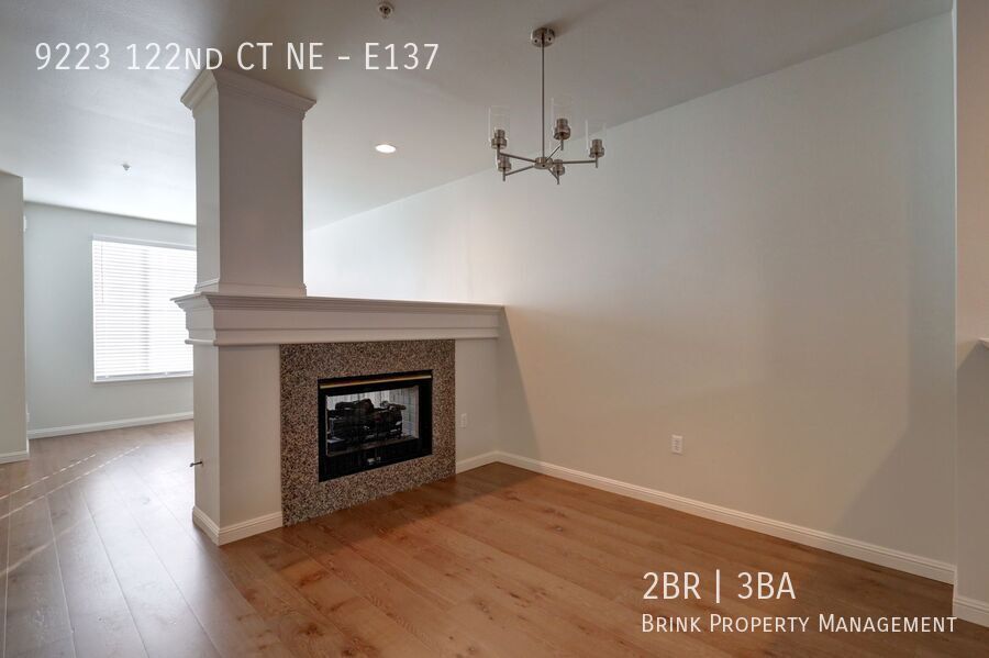 Luxury 2BR 2.5BA Townhouse Style Condo @ Lochshire on Forbes Creek property image