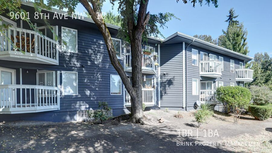 Bright top-floor corner unit in Crown Hill!! property image