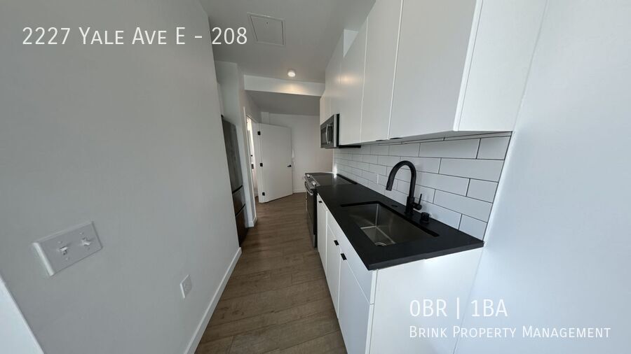 Welcome to Lakeview! - Live in Luxury & Style in the heart of Eastlake property image