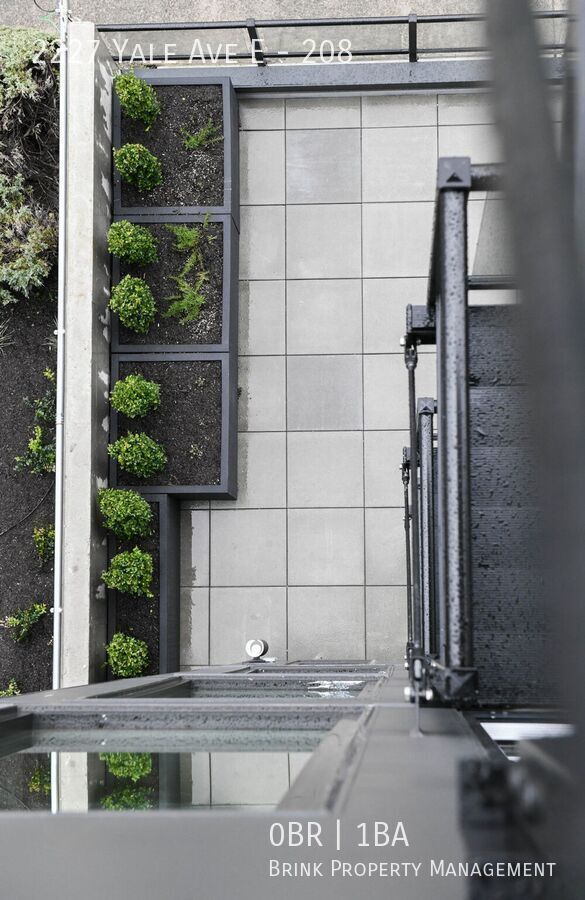 Welcome to Lakeview! - Live in Luxury & Style in the heart of Eastlake property image