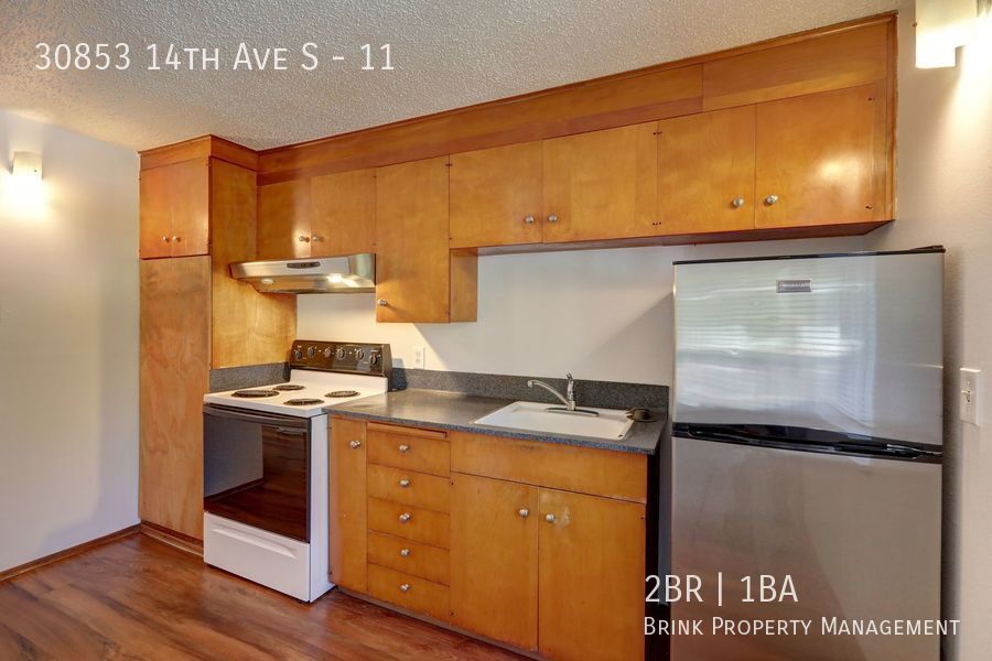 Move In Special One Month Free!!  Great 2BR in Quiet Complex!! property image