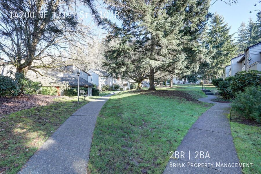 2 Bedroom Ground Floor Condo in the Heart of Woodinville! property image