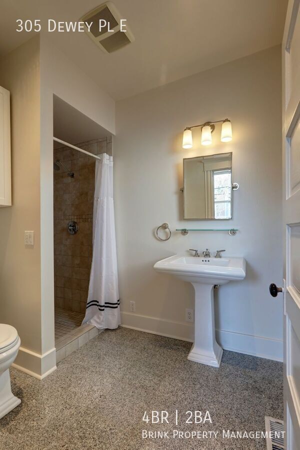 Charming 4 Bedrooms Madison Valley Bungalow Home property image