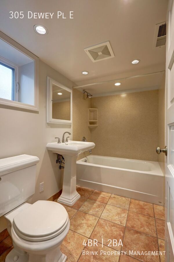 Charming 4 Bedrooms Madison Valley Bungalow Home property image