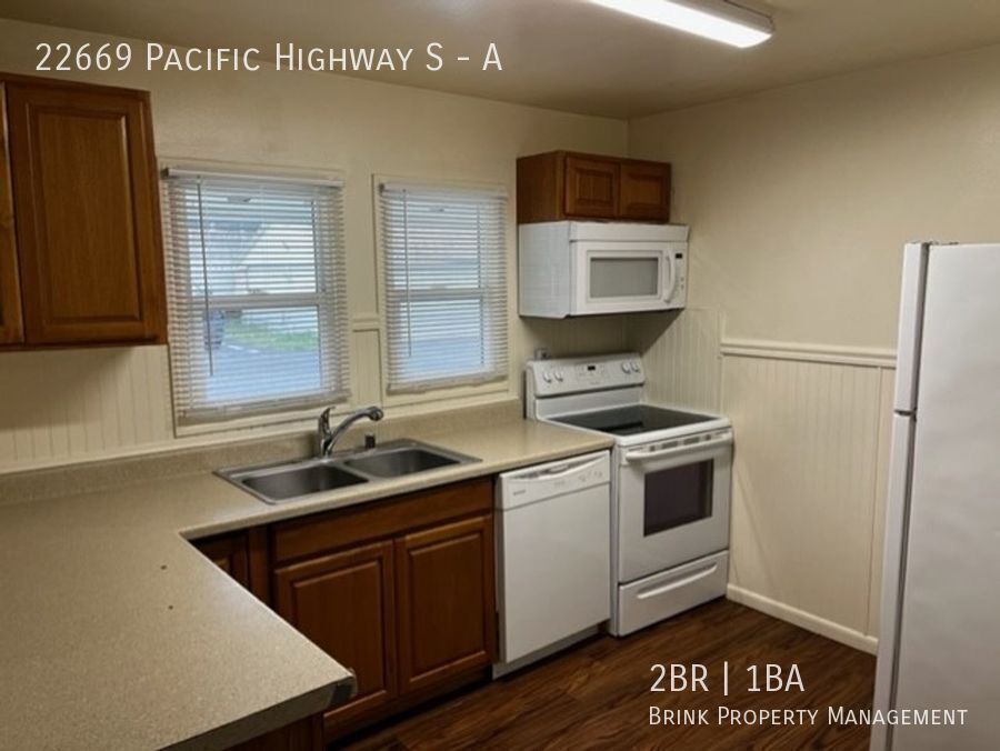 2 Months Free Move In Special!! Quiet & Spacious 2BR Duplex-Style Apartment in Small Complex!! property image