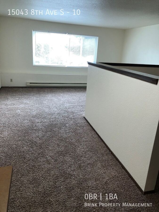 Two Months Free! Charming vintage studio in Burien close to downtown! property image