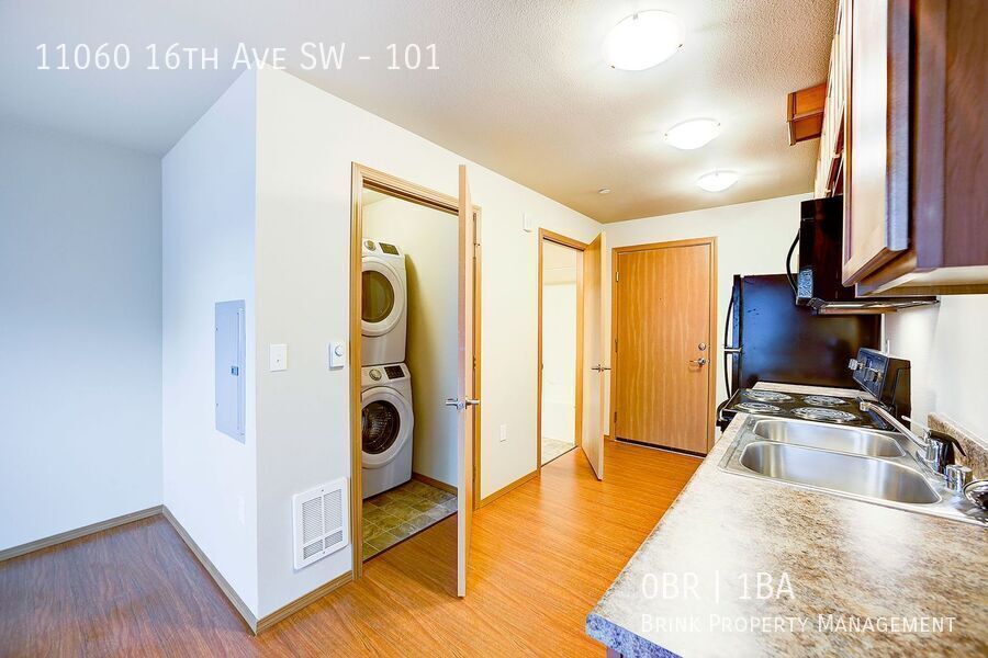 DubSea Apartments | Modern Studio w/ In-Unit Laundry Available Now! property image
