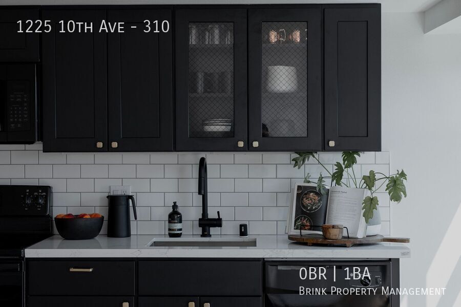 Classic & Cool Living in Capitol Hill property image