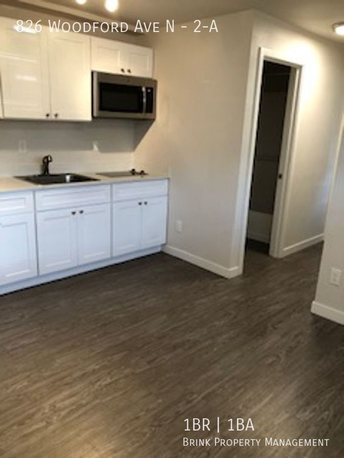 1 Month Free!! Beautifully Remodeled 1 Bedroom 1 Bath Home in Great Location! property image