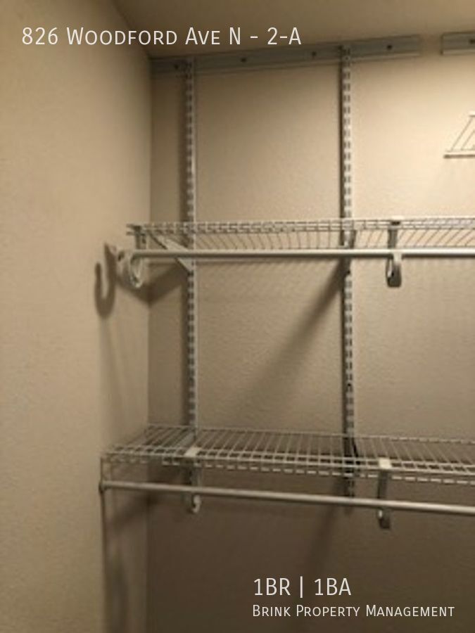 1 Month Free!! Beautifully Remodeled 1 Bedroom 1 Bath Home in Great Location! property image