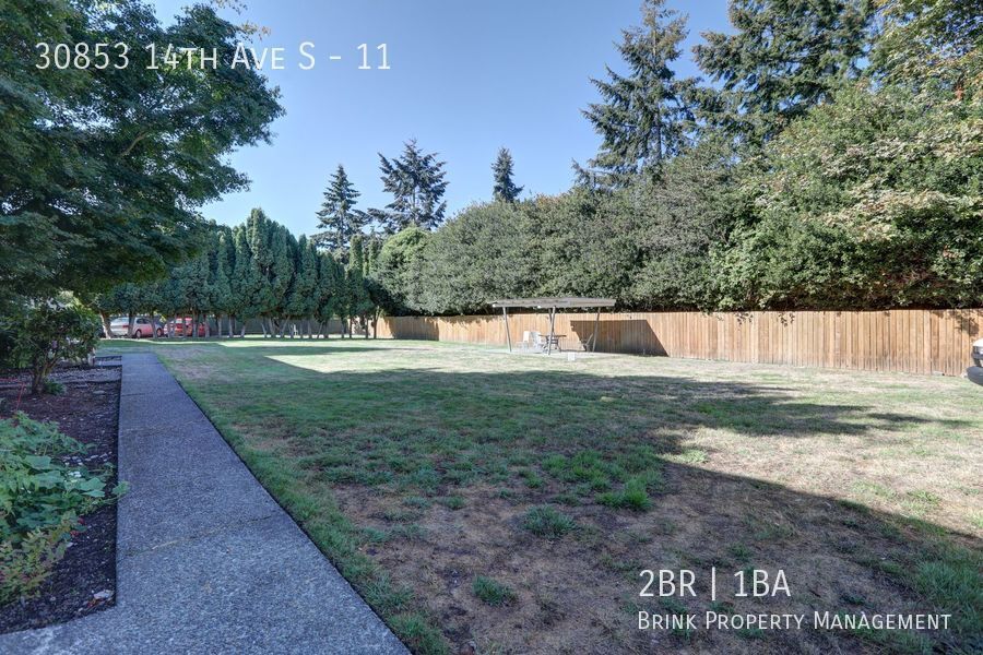 Move In Special 2 Months Free!!  Great 2BR in Quiet Complex!! property image