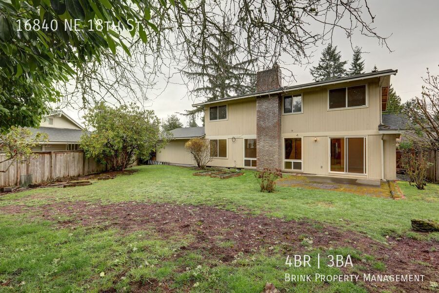 Bright spacious 4-bedroom 2.5 bath home in Bellevue property image