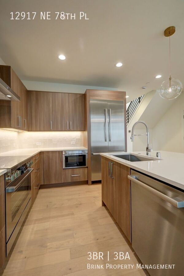 Brand-New 3bd + Office, 2.5ba Home Available in Perfect Kirkland Location! property image