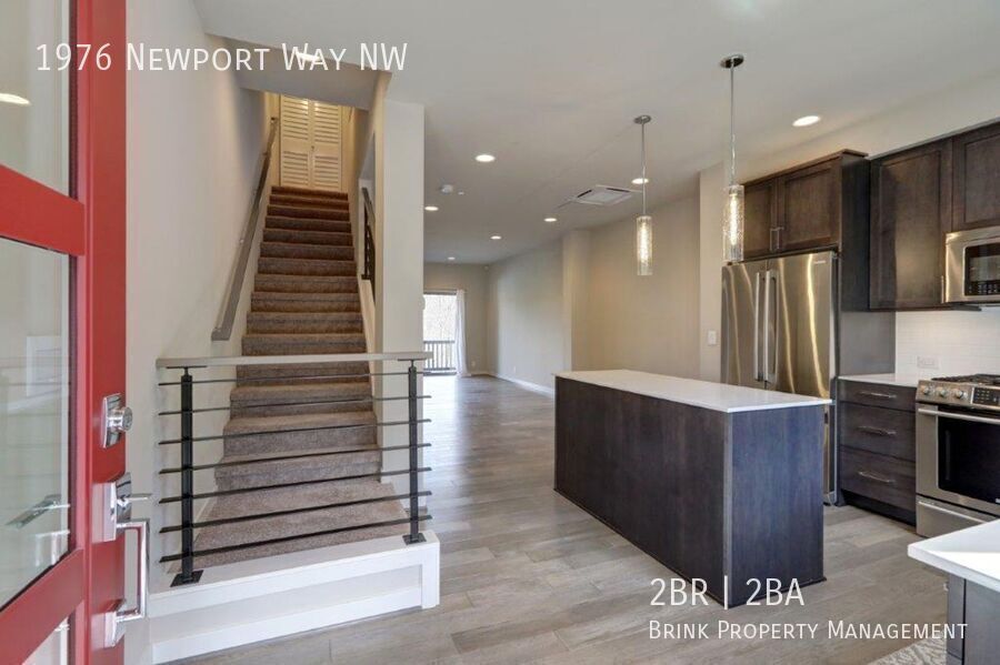 Immaculate and Spacious 2 Bedroom/1.75 Issaquah Townhome! property image