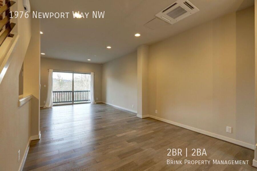 Immaculate and Spacious 2 Bedroom/1.75 Issaquah Townhome! property image