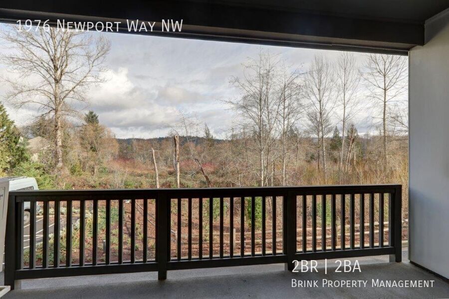 Immaculate and Spacious 2 Bedroom/1.75 Issaquah Townhome! property image