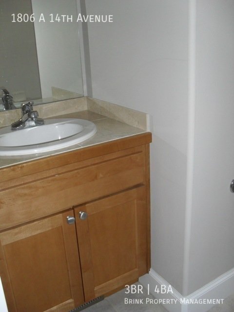 Gorgeous Capitol Hill Tri-level Townhome 3 Bedrooms with 3.25 Bathrooms property image