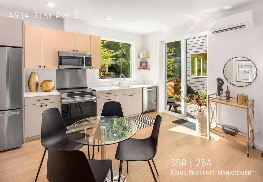 JUST BUILT! 3bd, 2ba Townhome Built with Quality Materials and Thoughtful Design- Ask About FREE RENT property image