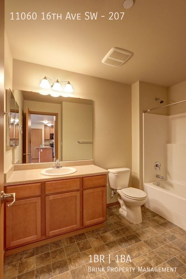 DubSea Apartments | Modern Apartment w/ In-Unit Laundry Available Now! property image