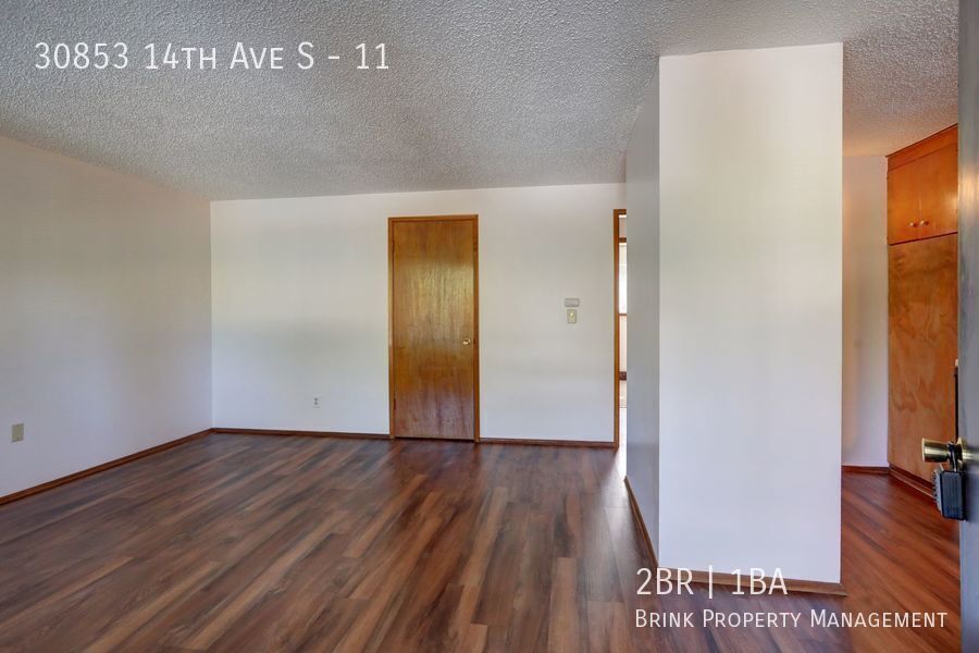 Move In Special 1 Months Free!!  Great 2BR in Quiet Complex!! property image