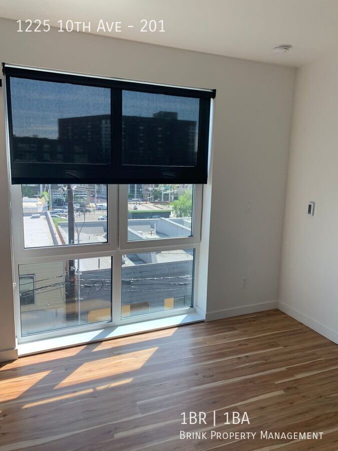 Live at The Woodworth - Classic & Cool Living in Capitol Hill property image