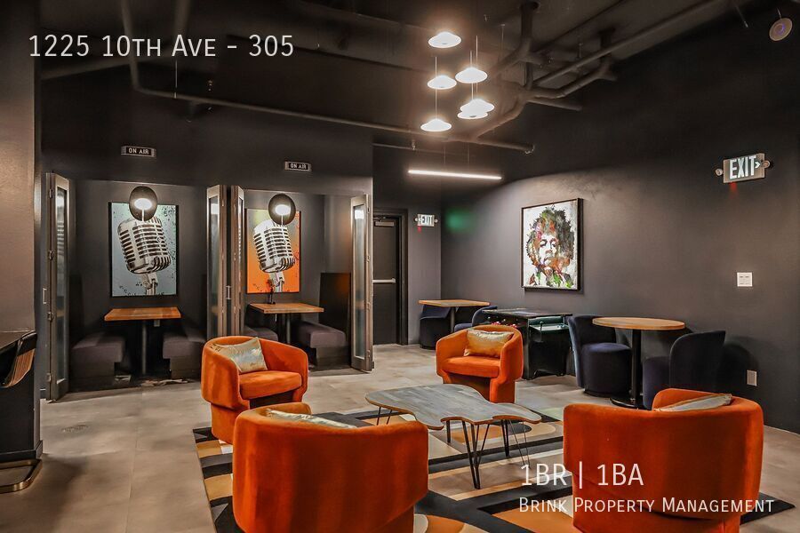 One Month Free! Live at The Woodworth - Classic & Cool Living in Capitol Hill property image