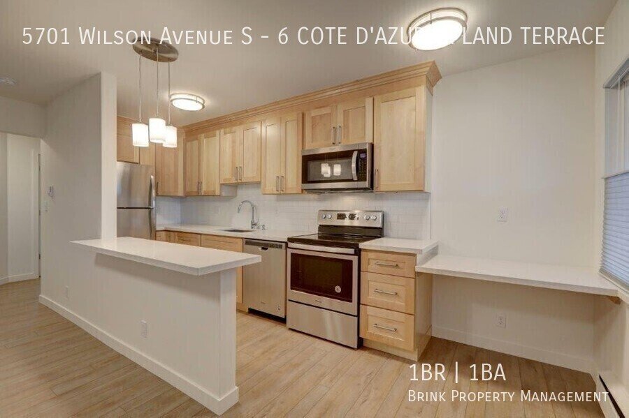Updated 1BR Apartment in Seward Park property image
