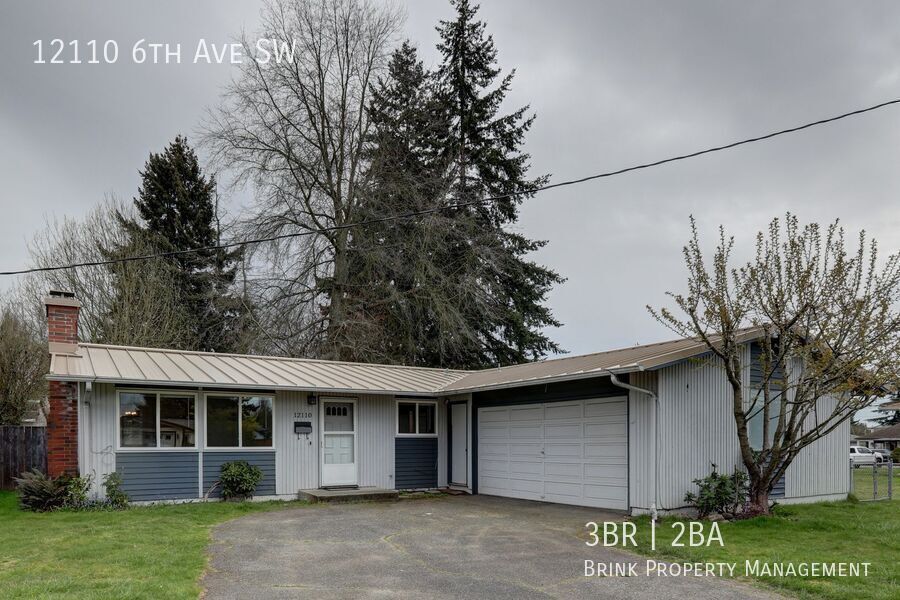 Beautiful, Remodeled Burien Rambler Available Now! 3 Bedrooms Plus Den! property image
