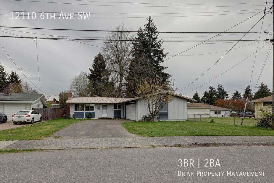 Beautiful, Remodeled Burien Rambler Available Now! 3 Bedrooms Plus Den! property image
