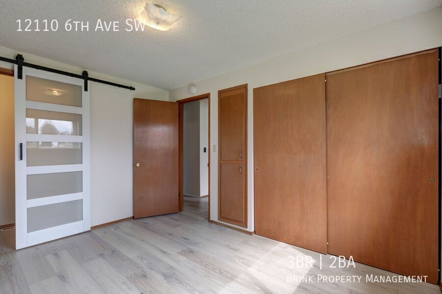 Beautiful, Remodeled Burien Rambler Available Now! 3 Bedrooms Plus Den! property image