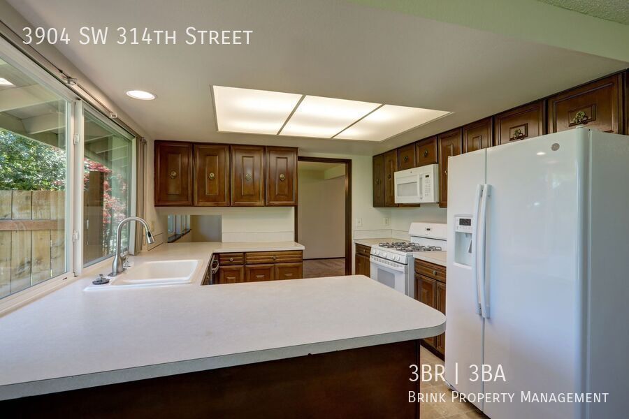 Beautiful View-Quiet Twin Lakes Neighborhood property image