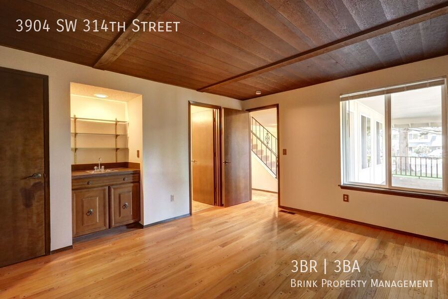 Beautiful View-Quiet Twin Lakes Neighborhood property image