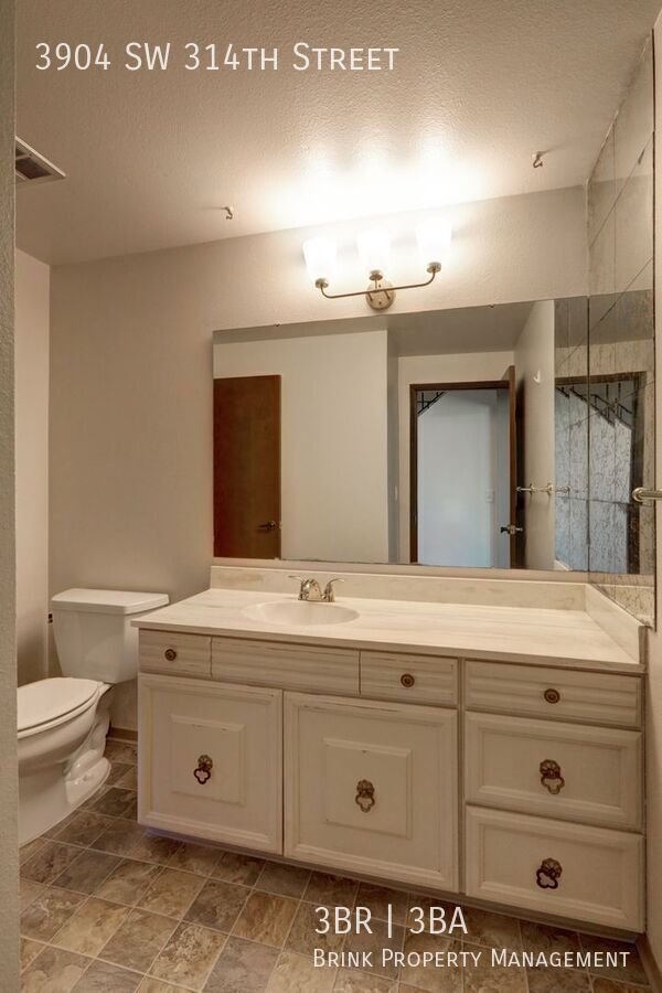 Beautiful View-Quiet Twin Lakes Neighborhood property image
