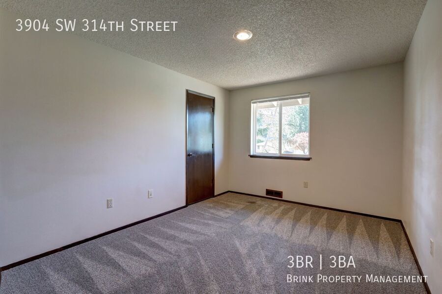 Beautiful View-Quiet Twin Lakes Neighborhood property image