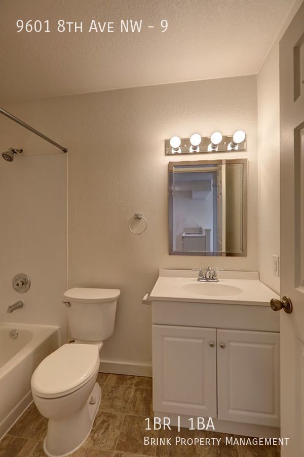 One Month Free!! Beautiful One Bedroom Apartment Available in Crown Hill! property image