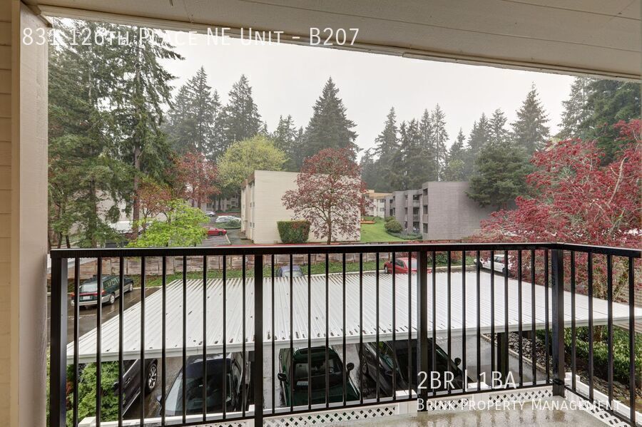 Prime Bellevue Location | 2 Bed Condo + Garage + Pool property image