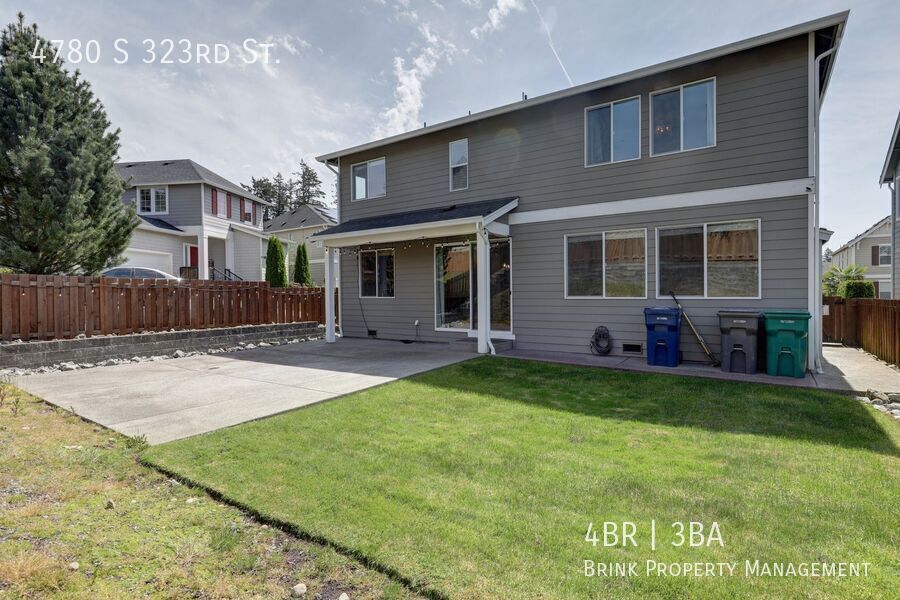4 Bedroom Home with Open Den, Living & Family Rooms – Space for Everyone property image