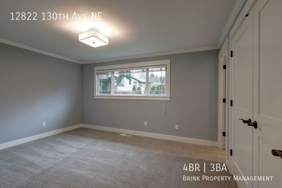 Kirkland Home w/4bd, 3ba & Large Backyard! property image