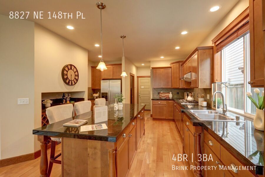 Modern Comfort Meets Convenience in Inglemoor Court 4 Bedroom Home property image