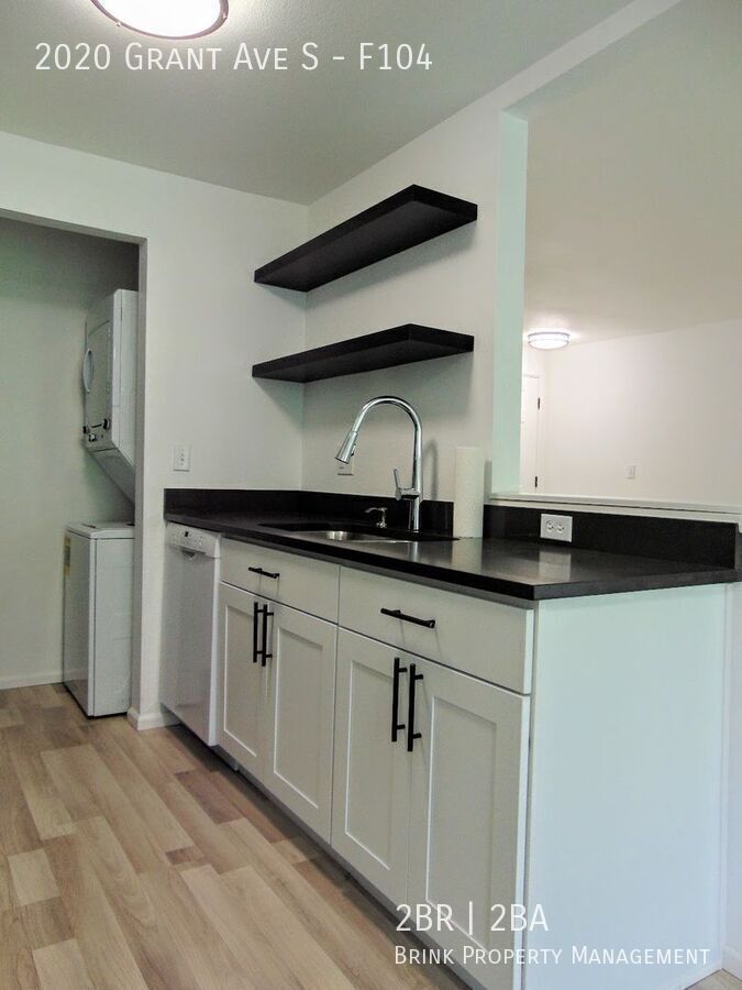 Beautifully Updated 2 Bedroom/2 Bath Renton Condo! property image