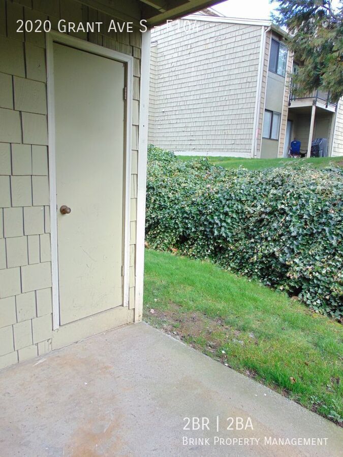 Beautifully Updated 2 Bedroom/2 Bath Renton Condo! property image
