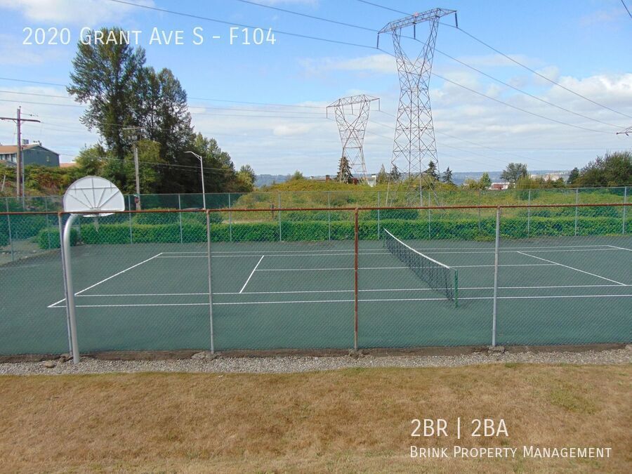 Beautifully Updated 2 Bedroom/2 Bath Renton Condo! property image